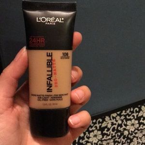 L’Oréal Pro Matte Foundation - Carmel Beige